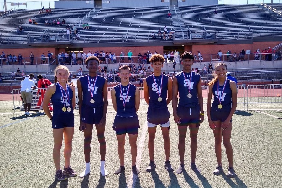 Amalie+Mills%2C+Kevin+Uduji%2C+Tait+Maples%2C+Xander+Miller%2C+Tevijon+Williams+and+Jasmyn+Singh+will+advance+to+the+state+track+meet+at+the+University+of+Texas+at+Austin.