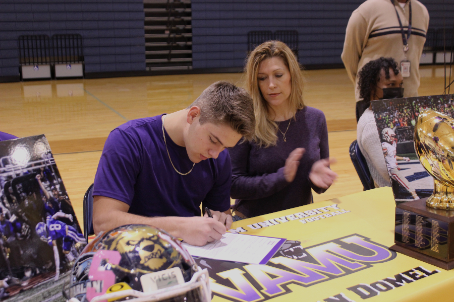 Football player Dylan Domel commits to play at Prairie View A&M University.