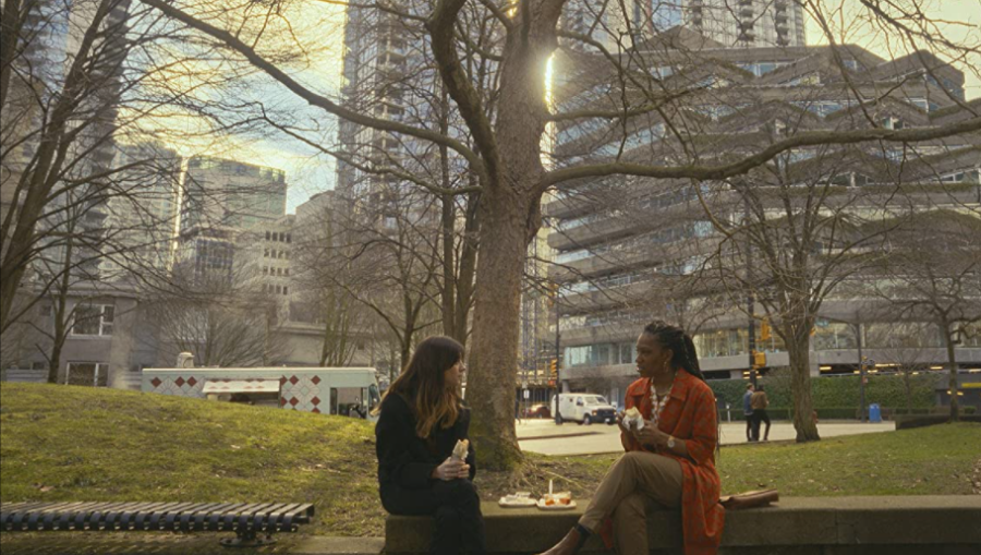 Daisy Edgar-Jones y Jonica T. Gibbs en Fresh película