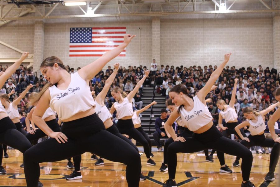 The+Silver+Spurs+perform+their+hip-hop+routine.