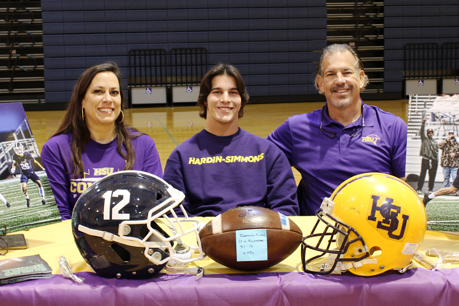 Chase Senelick signed to play football at Hardin-Simmons University.