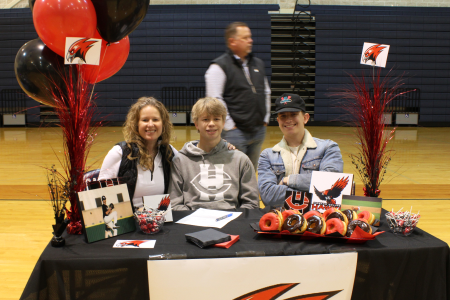 Brock Bracher committed to playing baseball at Howard College.
