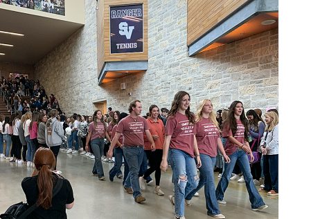 FFAs Wool, Milk Quality & Products, Farm & Agribusiness Management  and Vet Science advanced to their state contests. The school gathered in the main hallway Monday to send off state qualifiers in golf, bass fishing, FFA and UIL academics.