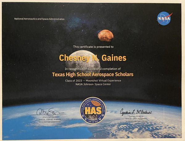 Senior Chesney Gaines participates in a summer aerospace scholars program with NASA. Photo: via Chesney Gaines