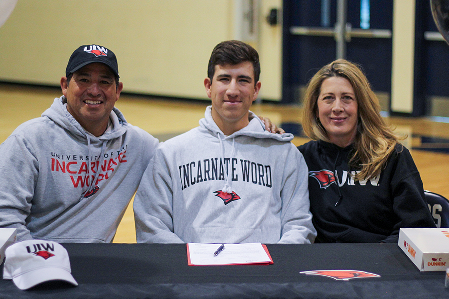 Senior Cole Cantu will continue his golf career at the University of the Incarnate Word. Cantu was named the 2022 Junior Golfer of the Year.
